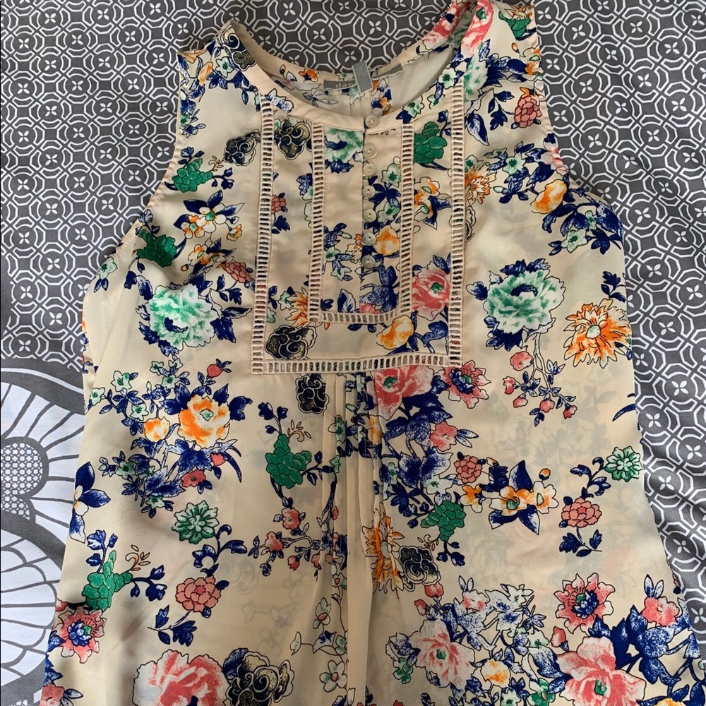 Danielrainn tank top!